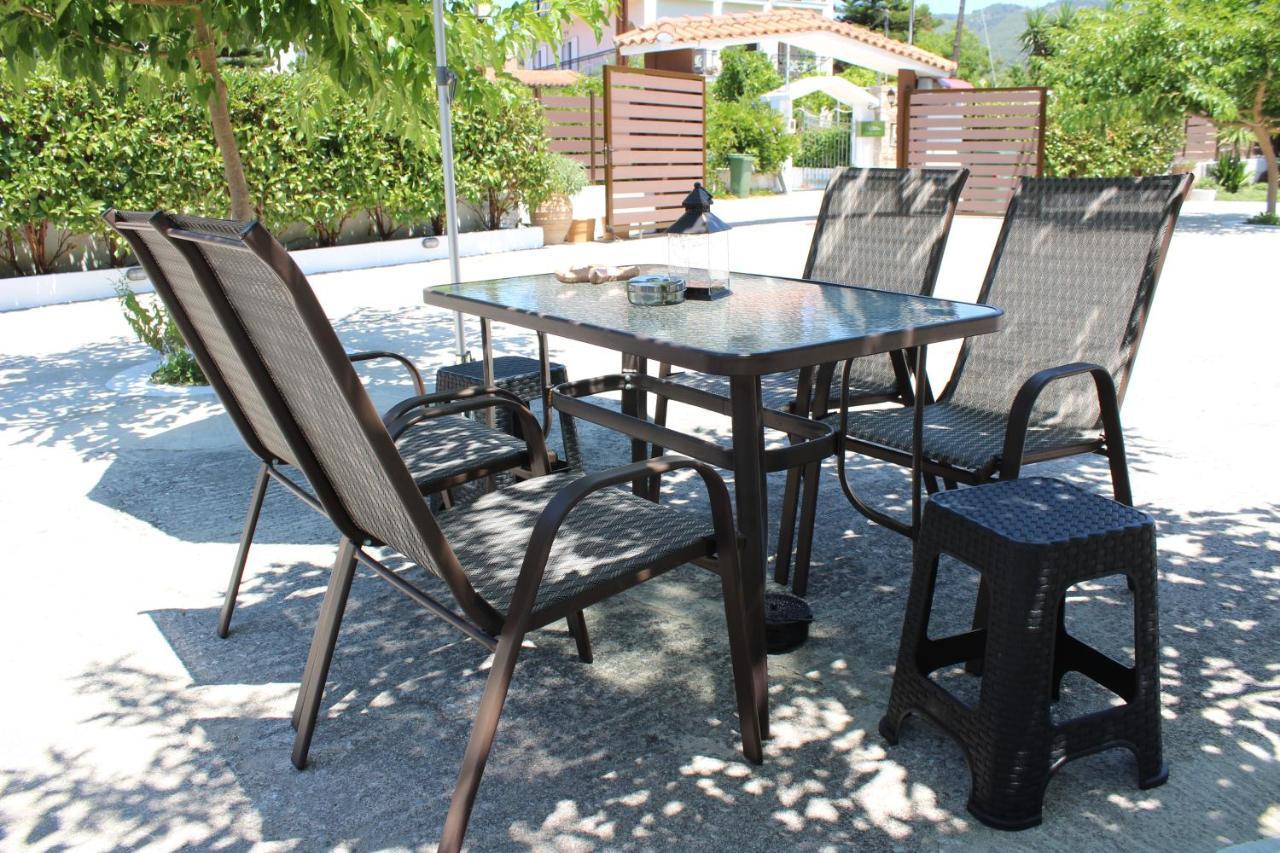 Anastazia Paradise Kolios Luaran gambar
