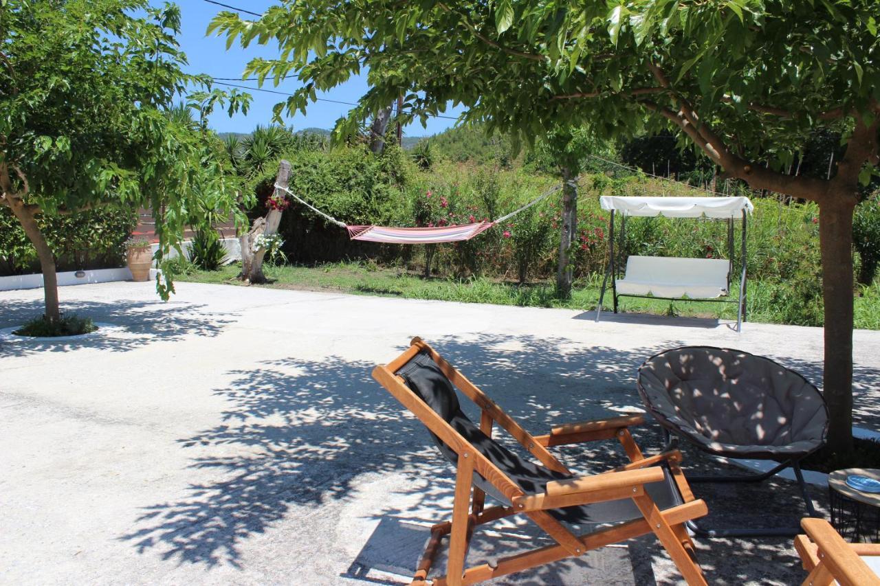 Anastazia Paradise Kolios Luaran gambar