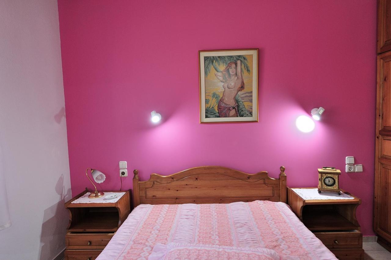 Anastazia Paradise Kolios Luaran gambar